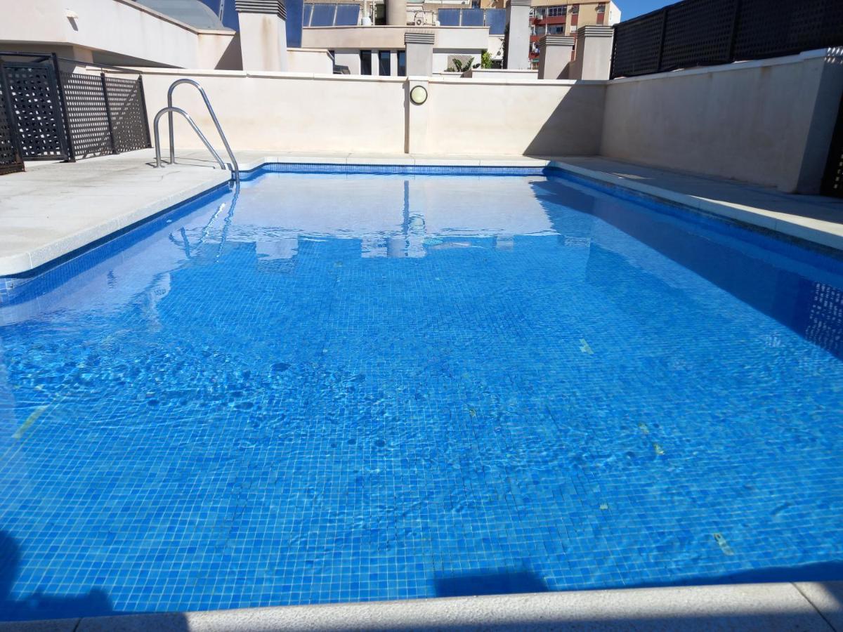 Apartamento Eursu Centro Con Piscina Малага Екстериор снимка