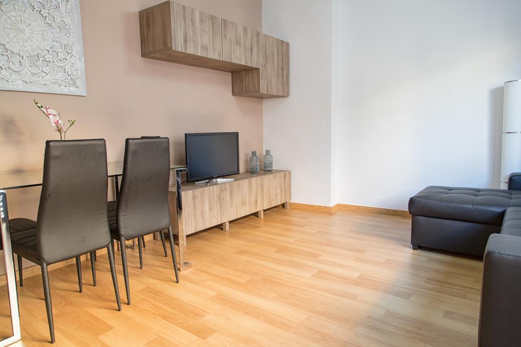 Apartamento Eursu Centro Con Piscina Малага Екстериор снимка