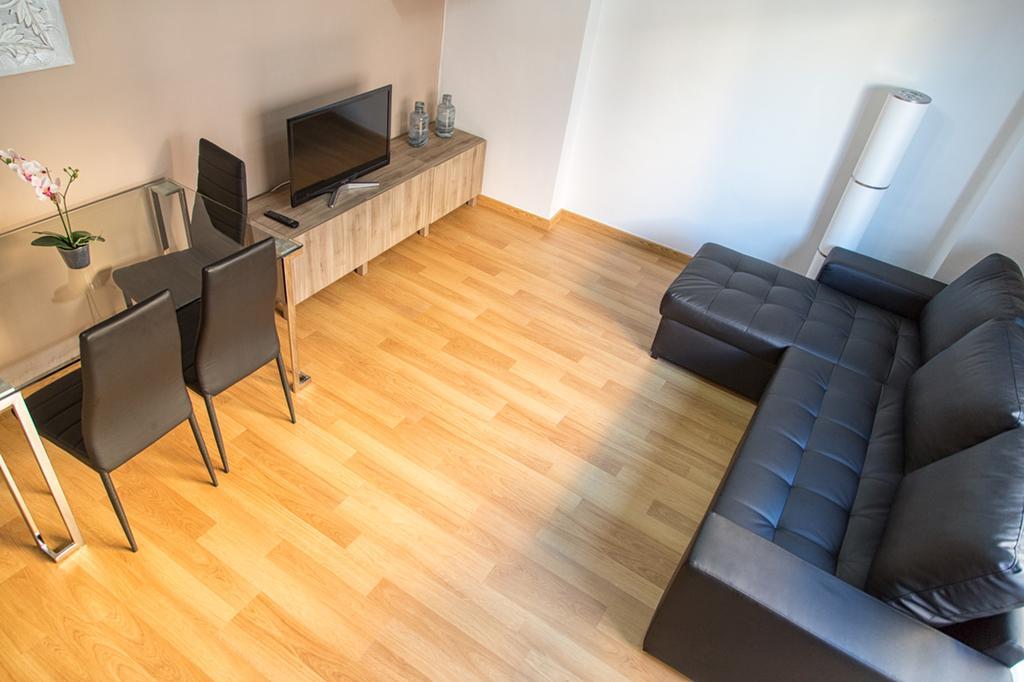 Apartamento Eursu Centro Con Piscina Малага Екстериор снимка